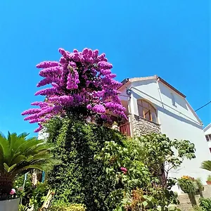 Nada Apartman Sali